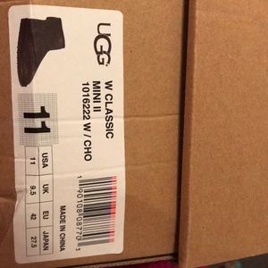 Mini classic II brown Uggs